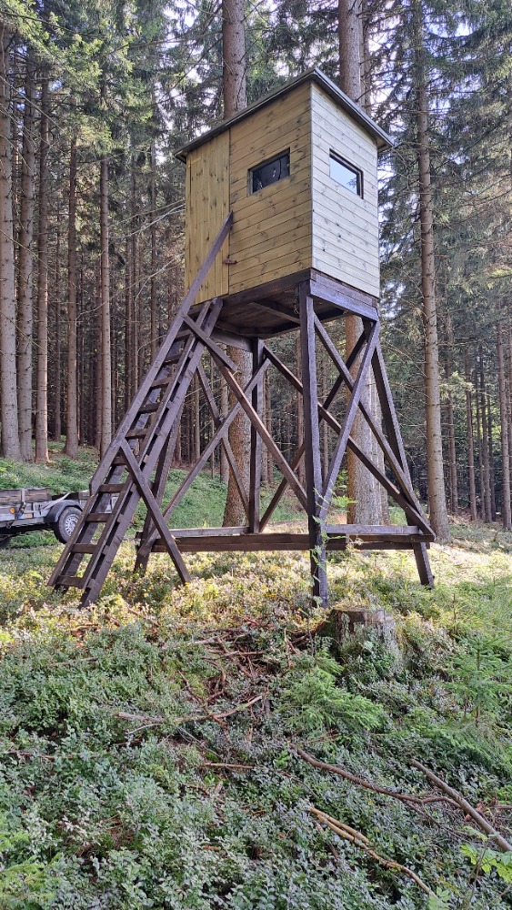 Kazatelna - posed - PROLOV III